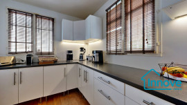 
                                                                                        Vente
                                                                                         MAISON FAMILIALE - MONTESSON - CENTRE