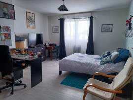 
                                                                                        Location
                                                                                         Maison familiale neuve et lumineuse