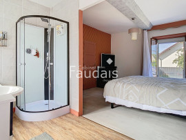 
                                                                                        Vente
                                                                                         Maison familiale proche commerces
