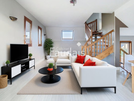 
                                                                                        Vente
                                                                                         MAISON FAMILIALE PROCHE INSTITUT ET PALIERE