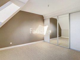 
                                                                                        Vente
                                                                                         MAISON FAMILIALE PROCHE INSTITUT ET PALIERE