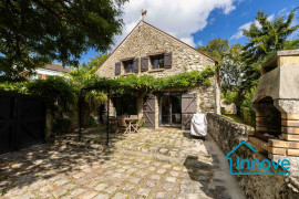 Vente
Maison familiale quartier des Bouviers à Guyancourt