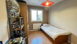 
                                                                                        Vente
                                                                                         MAISON FAMILIALE SUR DEUX NIVEAUX – 250 M² – TERRAIN 2 300 M² – DPE B