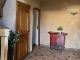 
                                                                                        Vente
                                                                                         Maison familiale- Vue montagne, lumière et volumes