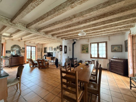 
                                                                                        Vente
                                                                                         maison individuelle - 210 m2 - LAMONZIE SAINT MARTIN