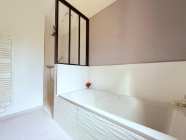 
                                                                                        Vente
                                                                                         Maison individuelle