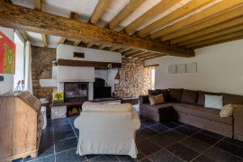 Vente
Maison individuelle avec garage double séparé et