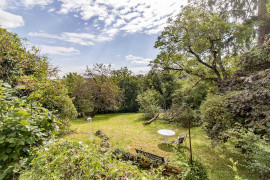 Vente
Maison individuelle avec garage double séparé et