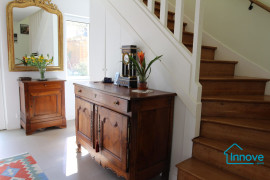 
                                                                                        Vente
                                                                                         Maison individuelle, quartier du Louvre