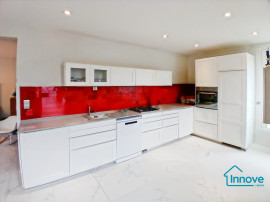 
                                                                                        Vente
                                                                                         Maison individuelle Viroflay rive droite avec dépendance