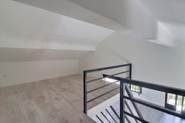 
                                                                                        Vente
                                                                                         Maison lumineuse 3 pièces avec terrasse