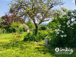 
                                                                                        Vente
                                                                                         Maison lumineuse dans Hameau calme avec vue, DPE B