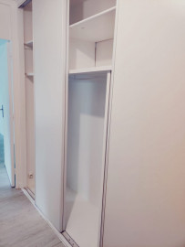 Location
Maison lumineuse et soignée (loyer tout inclus)