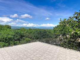 
                                                                                        Vente
                                                                                         Maison  - Maison individuelle  - 4 pièces  - 145.0 m²
