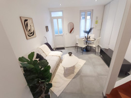 
                                                                                        Location
                                                                                         Maison meublée 2 chambres avec cour