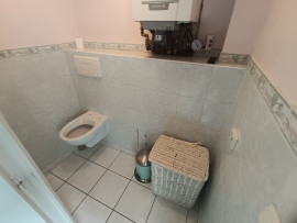 
                                                                                        Location
                                                                                         Maison meublée 3 chambres, cour et cave