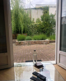 
                                                                                        Location
                                                                                         Maison meublée 32m²/35 au sol à 10min du metro L11
