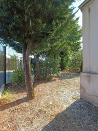 
                                                                                        Location
                                                                                         Maison meublée à louer – Blanquefort