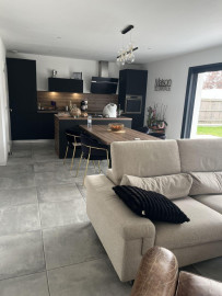 
                                                                                        Location
                                                                                         Maison meublée avec belles prestations