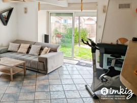 
                                                                                        Vente
                                                                                         Maison meublée avec finir de rénover