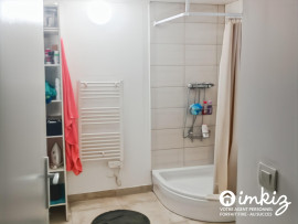 
                                                                                        Vente
                                                                                         Maison meublée avec finir de rénover