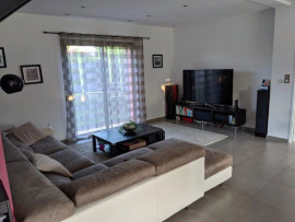 Location
Maison meublée avec piscine - mars/août 2025 (loyer tout inclus)