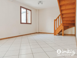 
                                                                                        Vente
                                                                                         Maison mitoyenne 4 p. avec véranda et jardin