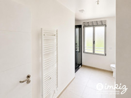 
                                                                                        Vente
                                                                                         Maison moderne de 93m² sur terrain clos de 476m²