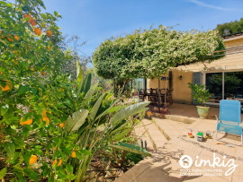 
                                                                                        Vente
                                                                                         Maison Nîmes quartier hôpital plain pied et annexe