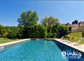 
                                                                                        Vente
                                                                                         Maison perigourdine gite, terrain et bois