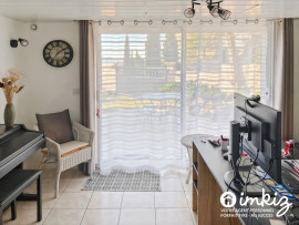 Vente
Maison piscine individuelle cheminée vue dégagée