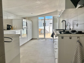 Vente
                                                                                MAISON PLAIN-PIED - 3 CHAMBRES - REZE/LA HOUSSAIS
