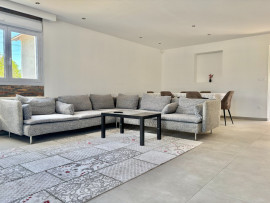 Vente
                                                                                MAISON PLAIN-PIED - 3 CHAMBRES - REZE/LA HOUSSAIS