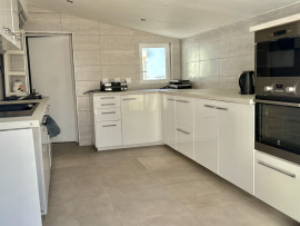 Vente
                                                                                MAISON PLAIN-PIED - 3 CHAMBRES - REZE/LA HOUSSAIS