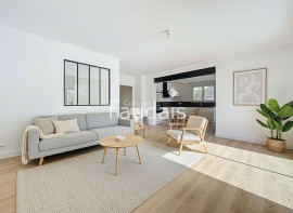 
                                                                                        Vente
                                                                                         MAISON PLAIN PIED RENOVEE 4 CHAMBRES SAINT-LO