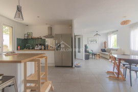 
                                                                                        Vente
                                                                                         Maison plain pied - Secteur La Begude