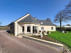 
                                                                                        Vente
                                                                                         MAISON PLAIN PIED SUR UN HECTARE AVEC ETANG ET BOIS