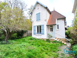 
                                                                                        Vente
                                                                                         Maison pleine de charme