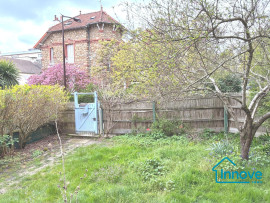 
                                                                                        Vente
                                                                                         Maison pleine de charme