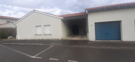 
                                                                                        Location
                                                                                         Maison PMR de plain-pied, appentis, garage, jardin