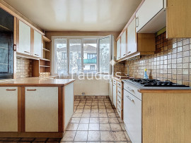 
                                                                                        Vente
                                                                                         MAISON PROCHE CENTRE VILLE ET COLLEGE