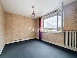 
                                                                                        Vente
                                                                                         MAISON PROCHE CENTRE VILLE ET COLLEGE