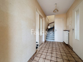 
                                                                                        Vente
                                                                                         MAISON PROCHE CENTRE VILLE ET COLLEGE