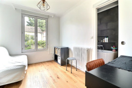 
                                                                                        Vente
                                                                                         Maison quartier pavillonnaire - 90m²
