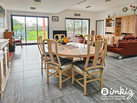 
                                                                                        Vente
                                                                                         Maison récente et spacieuse