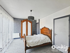 
                                                                                        Vente
                                                                                         Maison récente et spacieuse