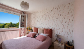 
                                                                                        Vente
                                                                                         MAISON RENOVEE – 145 M² – GARAGE - 7 PIECES DONT 5 CHAMBRES – 1 555 M² – DPE D – PERREX