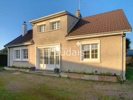 
                                                                                        Vente
                                                                                         Maison rénovée avec vie de plain-pied PONT-HEBERT