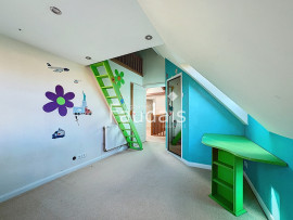 
                                                                                        Vente
                                                                                         Maison Saint-Gilles volumes généreux 189 m2 