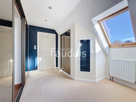 
                                                                                        Vente
                                                                                         Maison Saint-Gilles volumes généreux 189 m2 